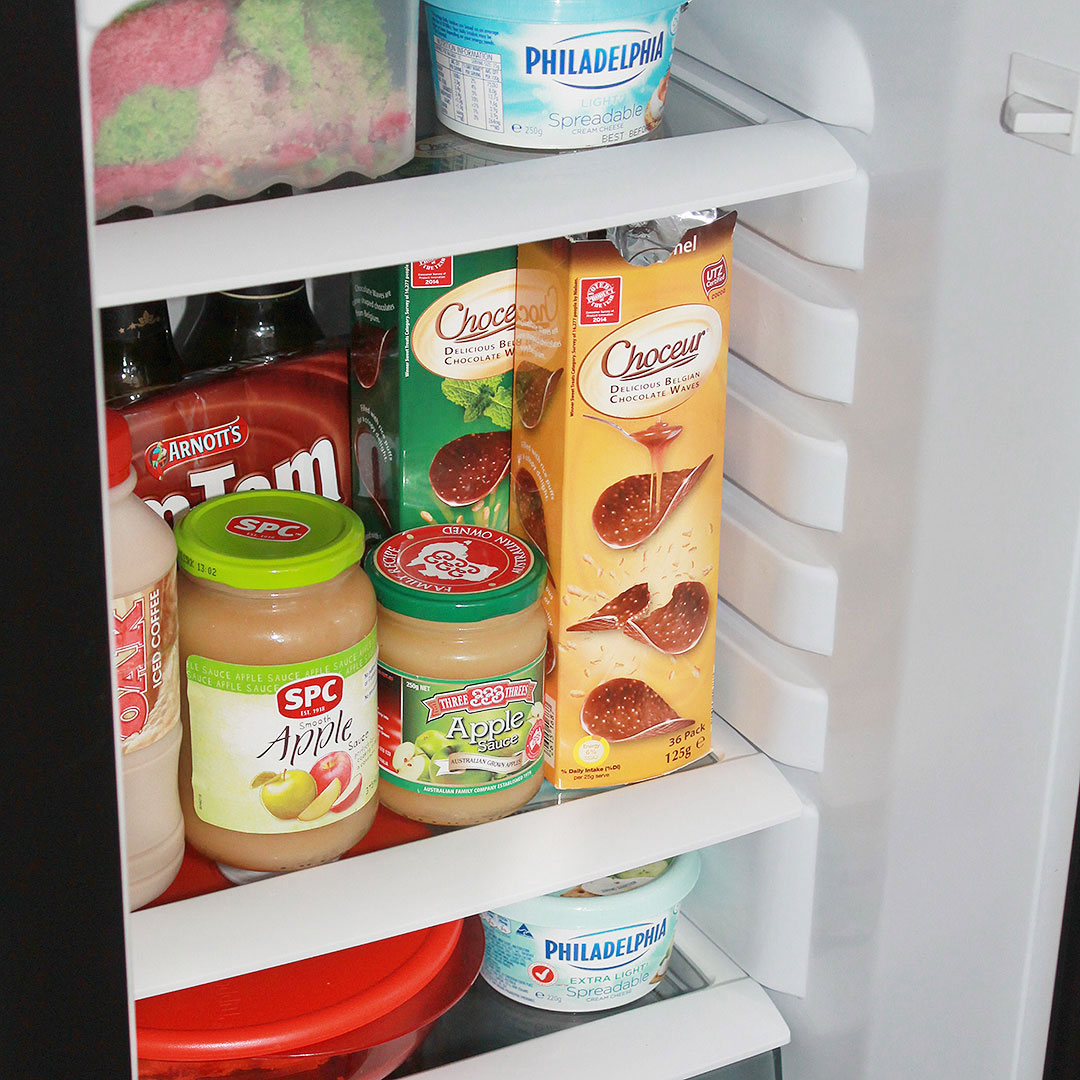 Combination Fridge Freezer Bar Fridge With Stainless Steel Doors