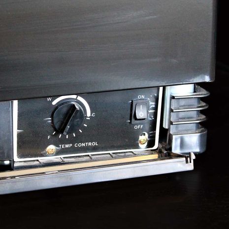  All Glass Cake Sandwich Display Fridge 95Litre in White or Black Model BSF170B-(7) 