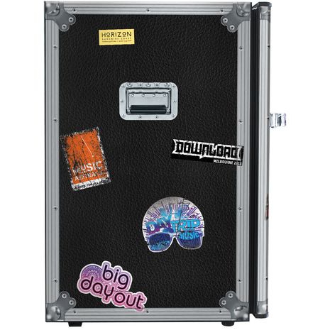  AUS-Roadie-Case-HUS-BC70B-RET-Left 